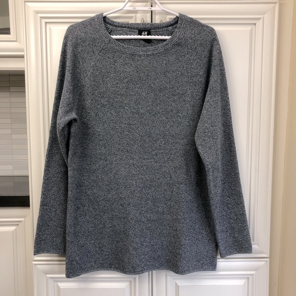 EUC H&M Men’s lightweight sweater